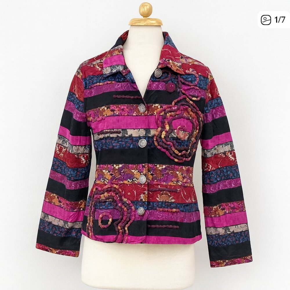 Choices Size Medium Zipup Jacket multiColorful Striped Long Sleeved Floral Coat